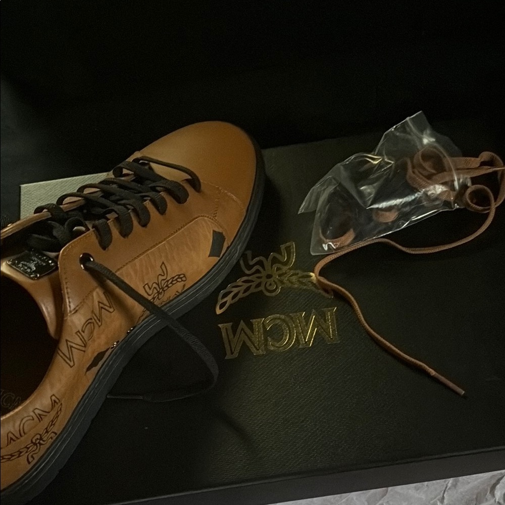 MCM Men's Brown Leather Sneakers - Picture 3 of 6